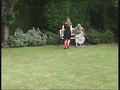 Une dame aux gros seins vieille xxx nous ouvre les jambes