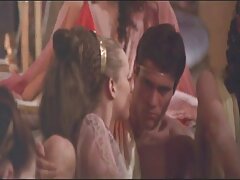 Une femme film porno amateur chaude se penche