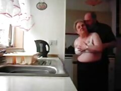 Fellation d'une jeune brune et sexe avec elle film x stre