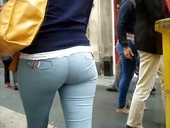 Descendre son pantalon de site porno fiable yoga