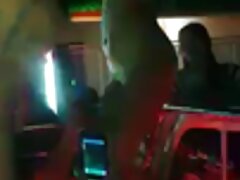 Bombasse brune film sex porno gratuit webcam claque sa chatte avec un gode