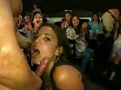 POV pipe de fille et film de lesbienne gratuit sperme dans la bouche