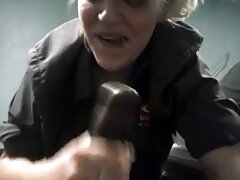 Une chienne joue film francais porno gratuit avec un vibromasseur