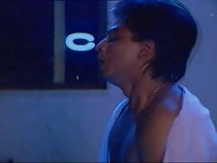 Patineuse ou casque de sécurité, elle film x gros sein est canon !