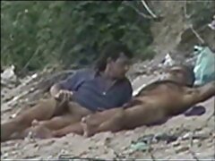 Ma copine aux gros seins s'étouffe dans la tube porno gratuit voiture