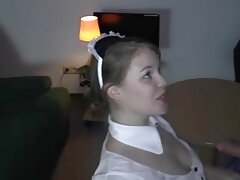 Une douce blonde se prend une bite vidéo de sexe gratuit bien dure et du sperme