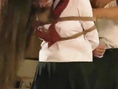 Blonde fait une pipe profonde et jeune xxx se fait éjaculer sur le visage