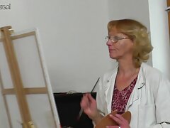Une blonde se site de porno arab déshabille aujourd'hui