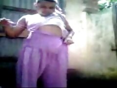 Blonde sexy avec de beaux yeux film x gratuit italien jouant avec des jouets