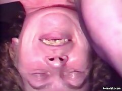 Une vidéo maison l'excite ! vidéos porno pour femme