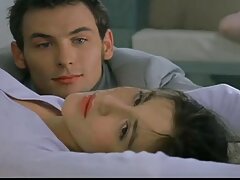 Une fille sit de porno sexy suce son petit ami